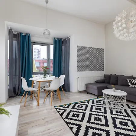 Apartament Emilii Plater *
