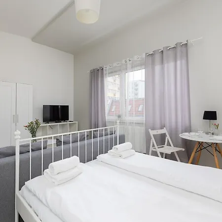 Emilii Plater Apartament *